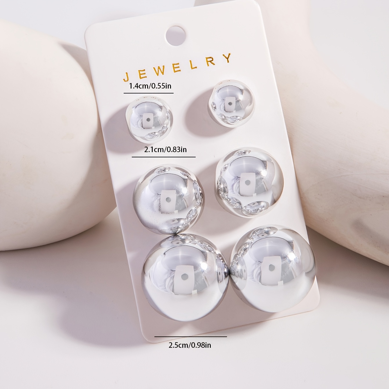 6pcs Glossy Women's Stud Earrings, Fashionable Round Styles